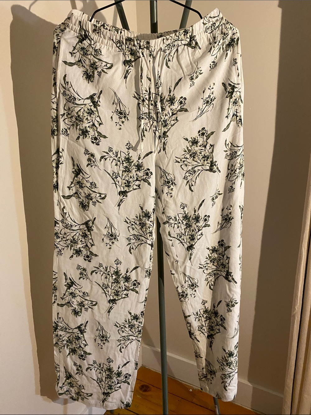 Linen Blend Relaxed Floral Drawstring Pants - White with Green Print